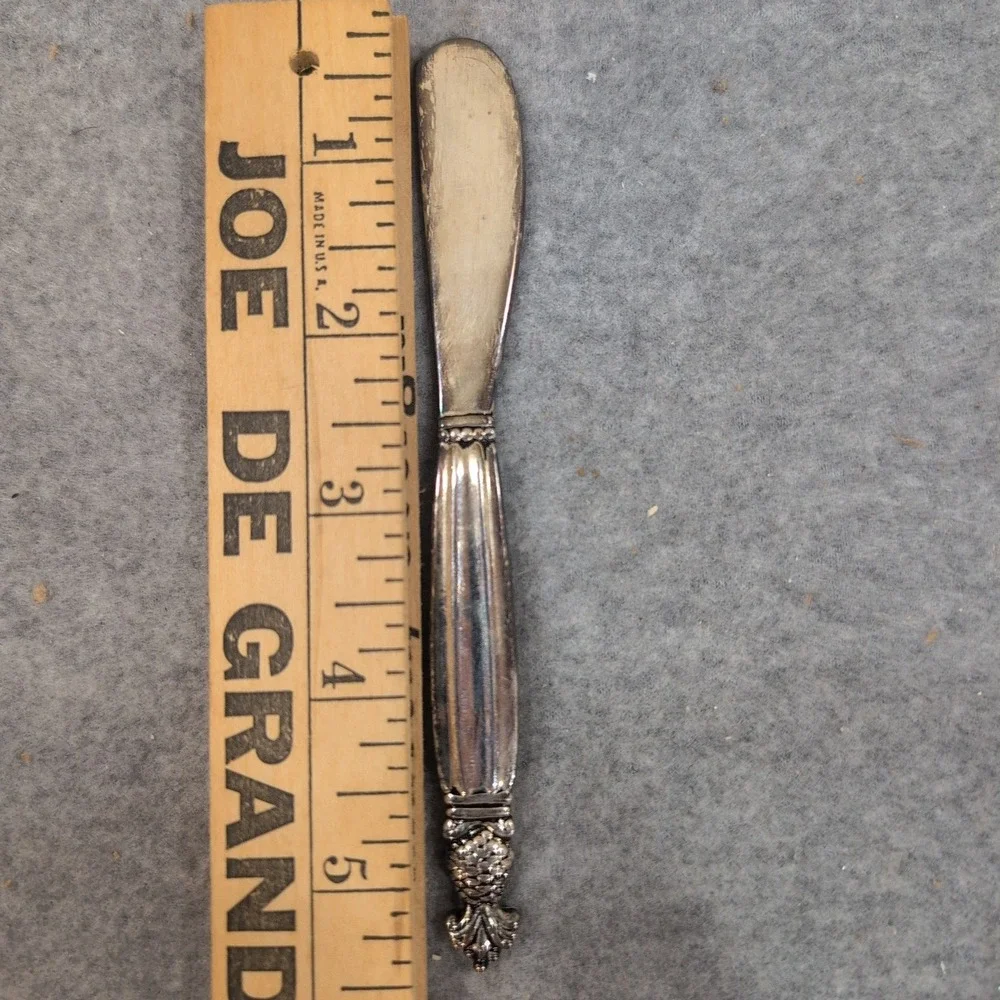 Godinger Silver Plated Pineapple Finial Butter Spreader Cheese Knife Fluted